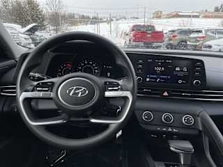 imgi_12_698413b4af8ad87aa62121de 2023 Hyundai Elantra