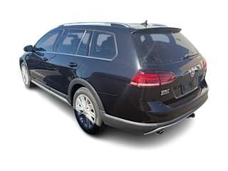 1/18  2018 Volkswagen Golf Alltrack