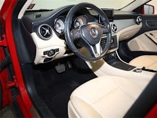 imgi_12_69868b33a04566244323eab6 2015 Mercedes-Benz GLA