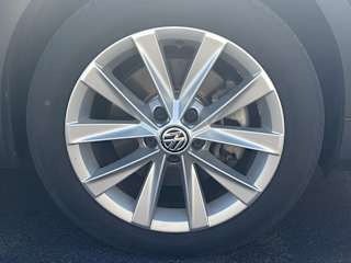 1/18  2018 Volkswagen Golf Alltrack