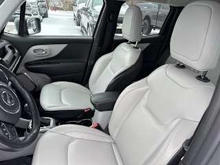 imgi_15_69824327af8ad87aa6cab743 2021 Jeep Renegade