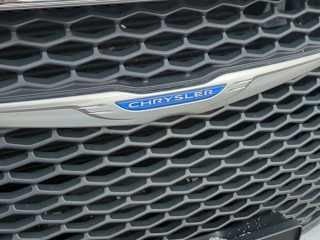 imgi_16_697bf60baf8ad87aa698c5a6 2018 Chrysler 300