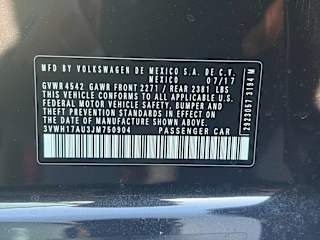 1/18  2018 Volkswagen Golf Alltrack