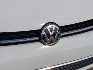 imgi_17_69054702cc9c8aebadbe9348 2021 Volkswagen Golf