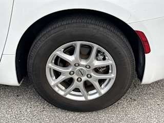 2022 Chrysler Voyager