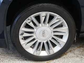 imgi_17_698129cfaf8ad87aa6f45691 2017 Cadillac Escalade