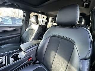 imgi_18_698b37aaa0456624430ee91b 2025 Jeep Grand Cherokee