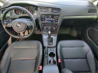 imgi_19_69054703cc9c8aebadbeb699 2021 Volkswagen Golf