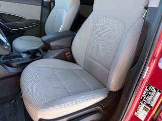 imgi_19_698b4e58a04566244370291c 2017 Hyundai Santa Fe Sport