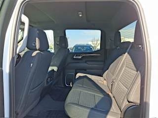 imgi_19_698d6443a045662443646b3d 2023 Chevrolet Silverado 1500