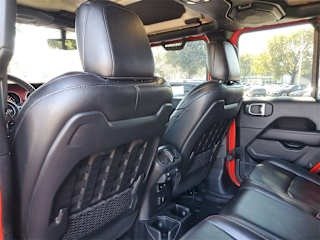 imgi_21_69867d86a045662443f4dfd0 2020 Jeep Gladiator