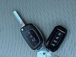 imgi_27_698b4e58a0456624437024f6 2017 Hyundai Santa Fe Sport