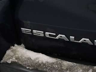 imgi_30_698129d1af8ad87aa6f485b5 2017 Cadillac Escalade