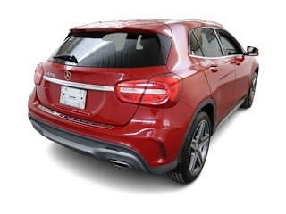 imgi_31_69868b36a045662443243d63-ISOLATED 2015 Mercedes-Benz GLA