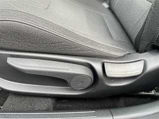 imgi_32_698413aeaf8ad87aa620f558 2023 Hyundai Elantra