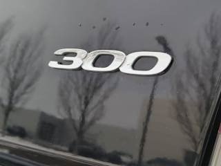 imgi_34_697bf60baf8ad87aa698d66d 2018 Chrysler 300