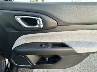 imgi_35_694406cfa7e099ab6af19cb9 2022 Jeep Compass