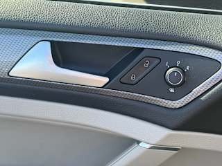 1/18 2018 Volkswagen Golf Alltrack