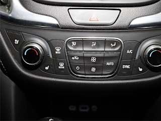 imgi_7_69814490af8ad87aa6706732 2020 Chevrolet Equinox