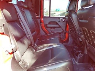 imgi_8_69867d86a045662443f4e12b 2020 Jeep Gladiator