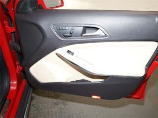 imgi_8_69868b39a0456624432489c0 2015 Mercedes-Benz GLA