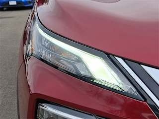 imgi_8_698ddac7a0456624436ebbd8 2023 Nissan Rogue SV